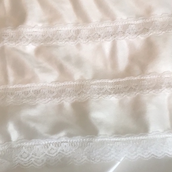 Adonna slips (2) black and white size 36 made in USA used great condition - Picture 6 of 6